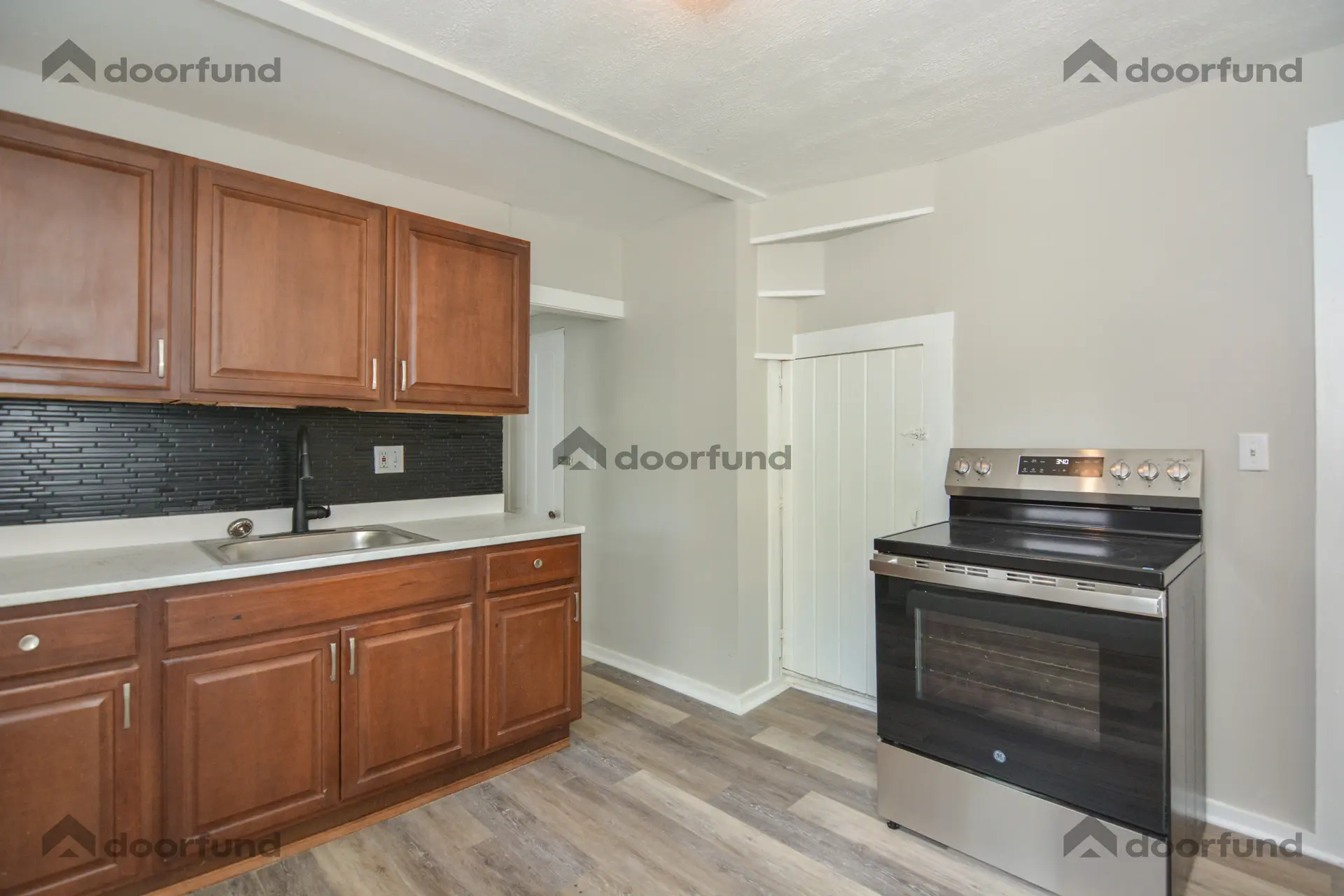 8 Green St, Unit 3 - Photo 12