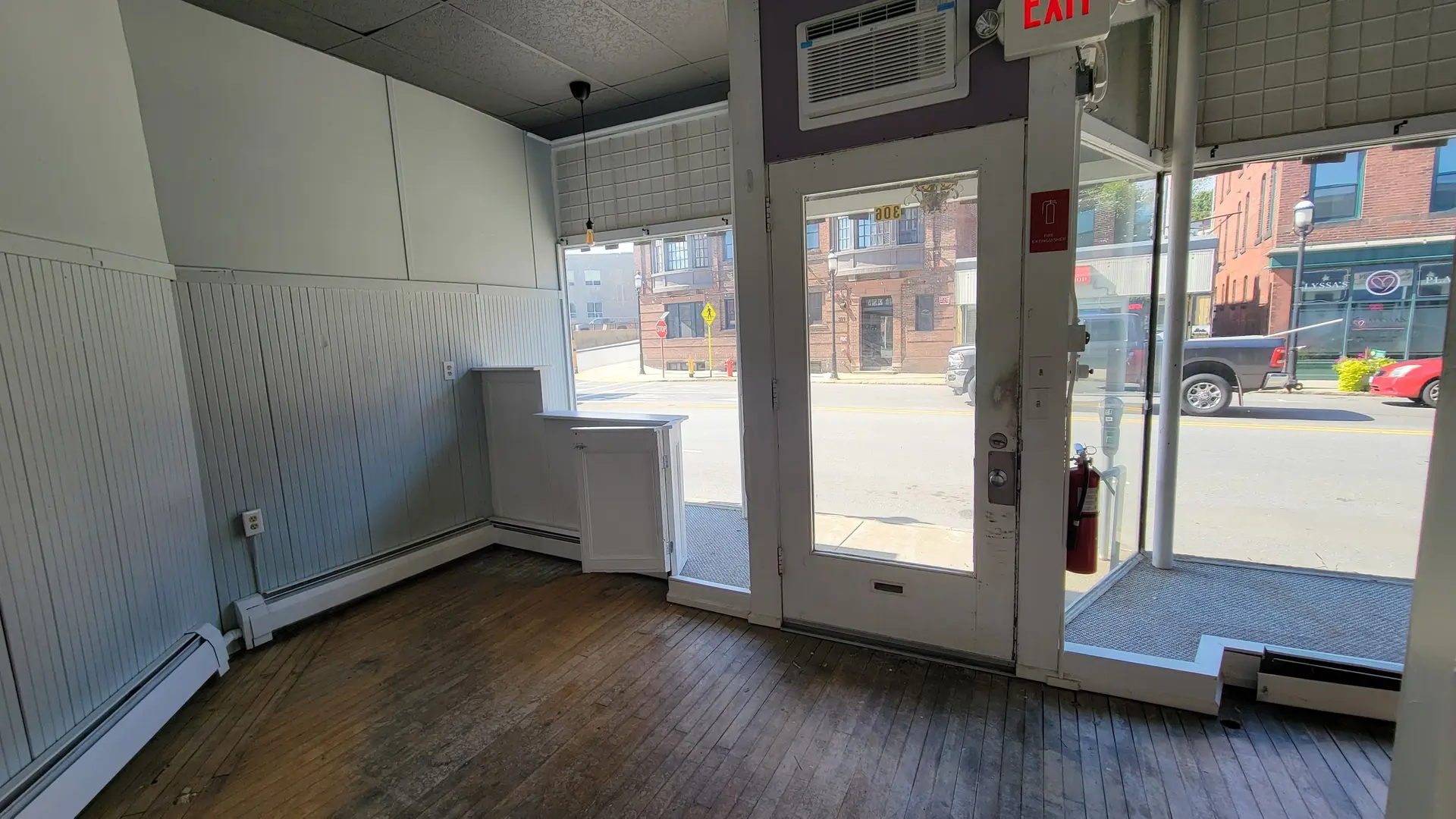 Central St, 306 Central - commercial space - Photo 7